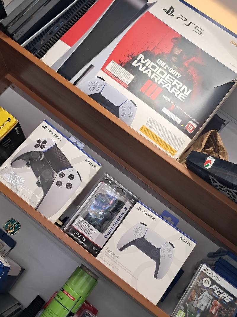 SALE. ps5