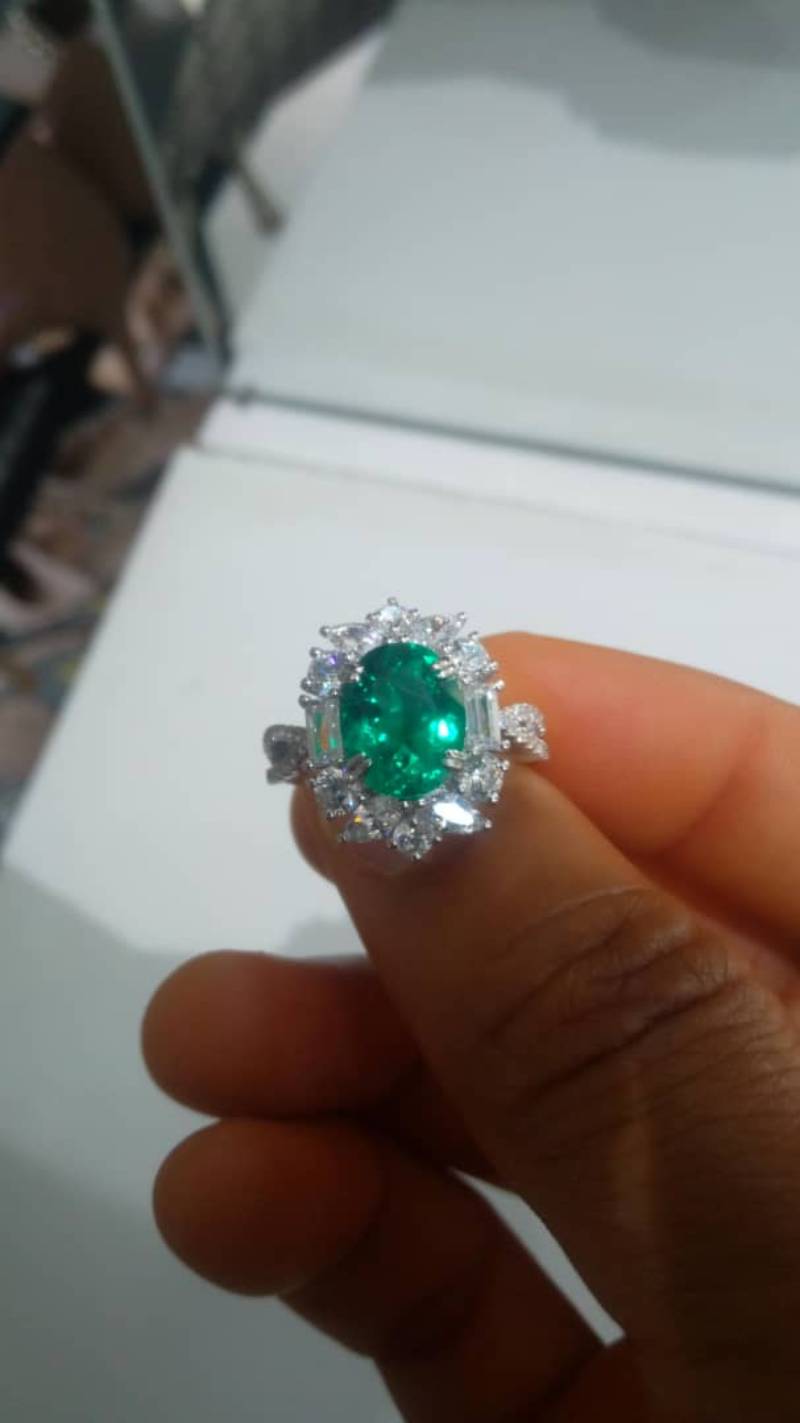 SALE. Tanzanite green