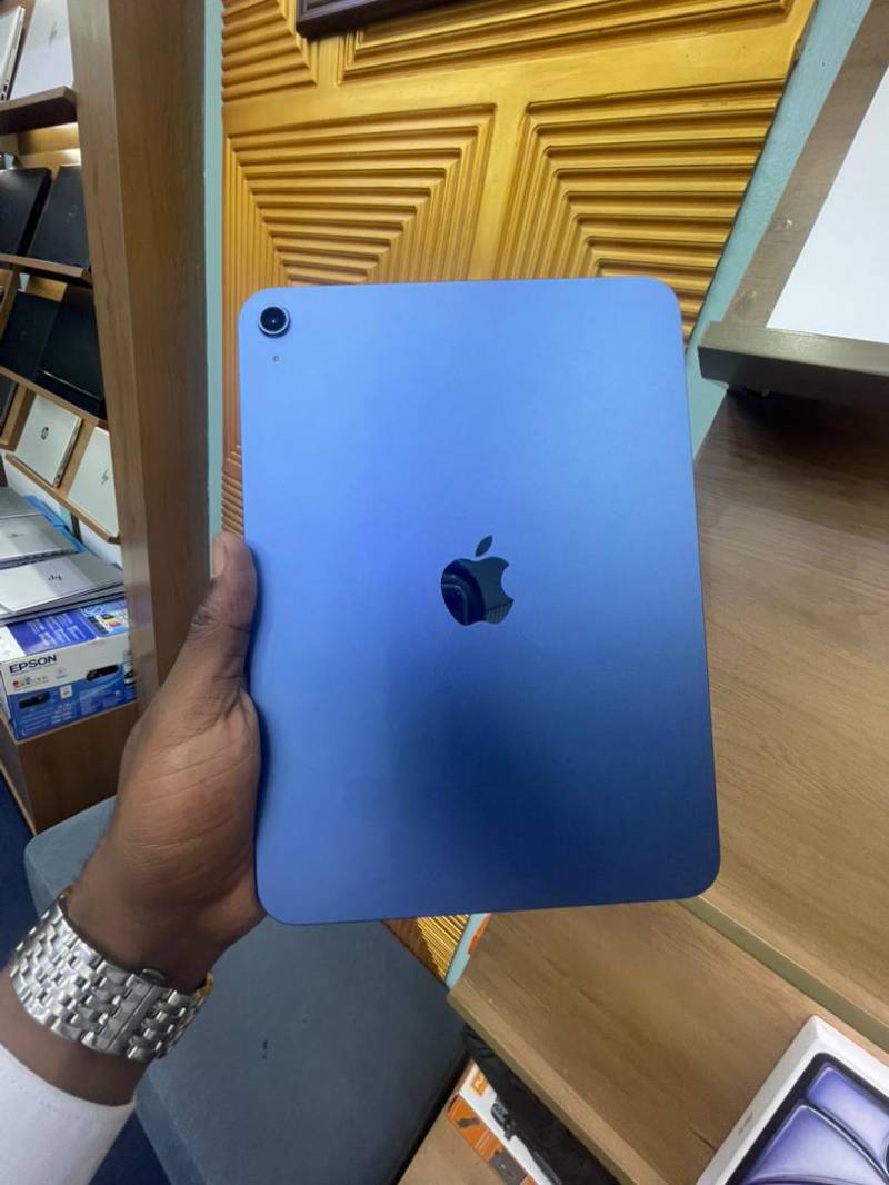 SALE. Ipad 10gen
