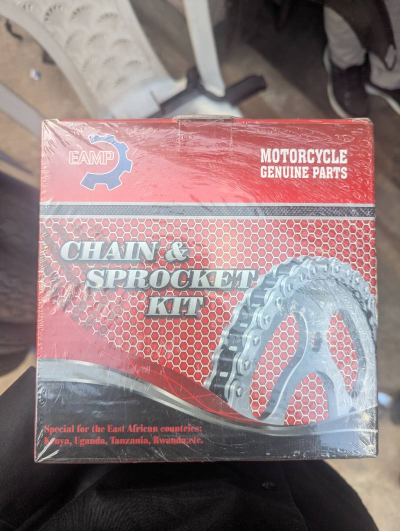 SALE. Eamp Chain&Sproket kit
