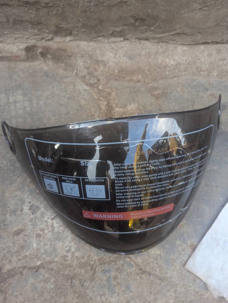 SALE. Helmet glass (ibirahure)