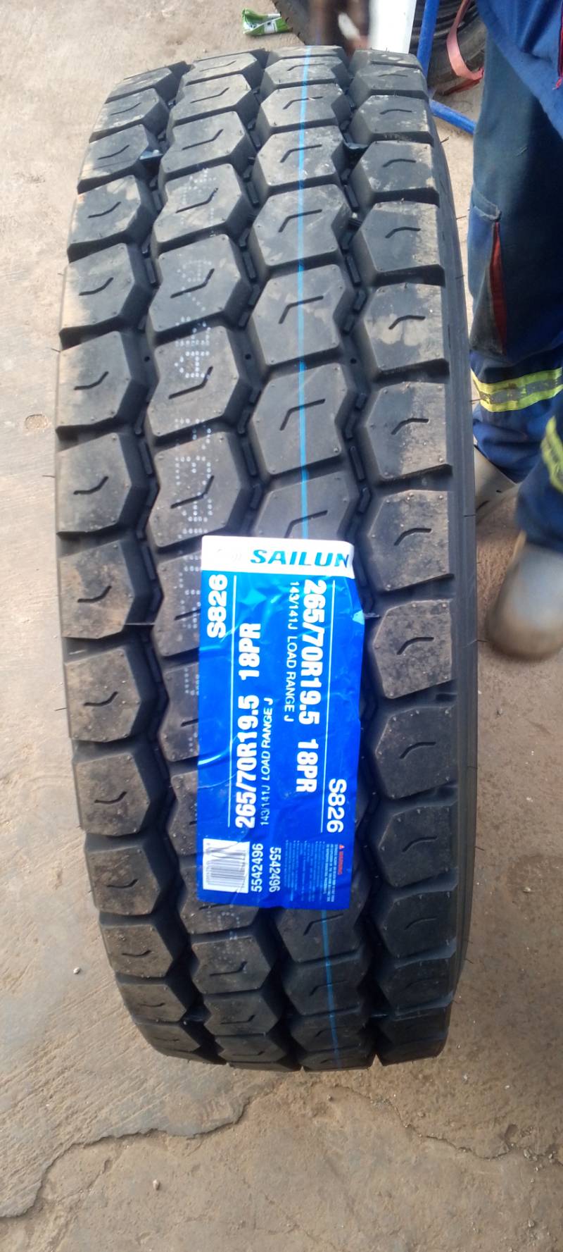 SALE. Tyres Sailun 265/70R19.5 amapine