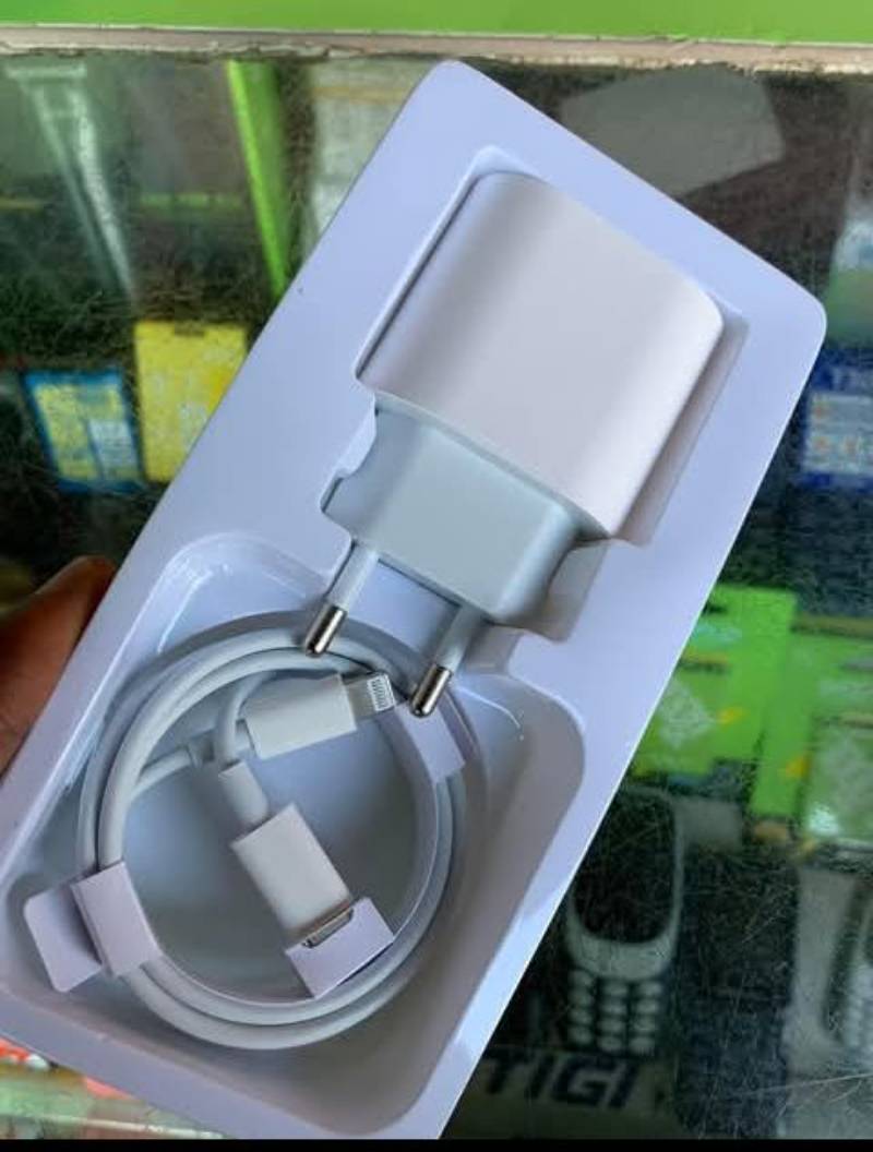 SALE. Phone chargers — photo 4