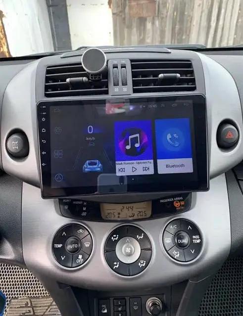 SALE. TOYOTA RAV 4 Android screen