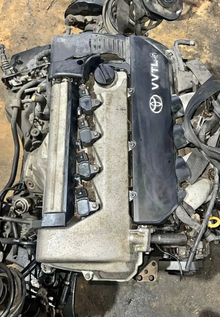 SALE. Toyota corolla engine