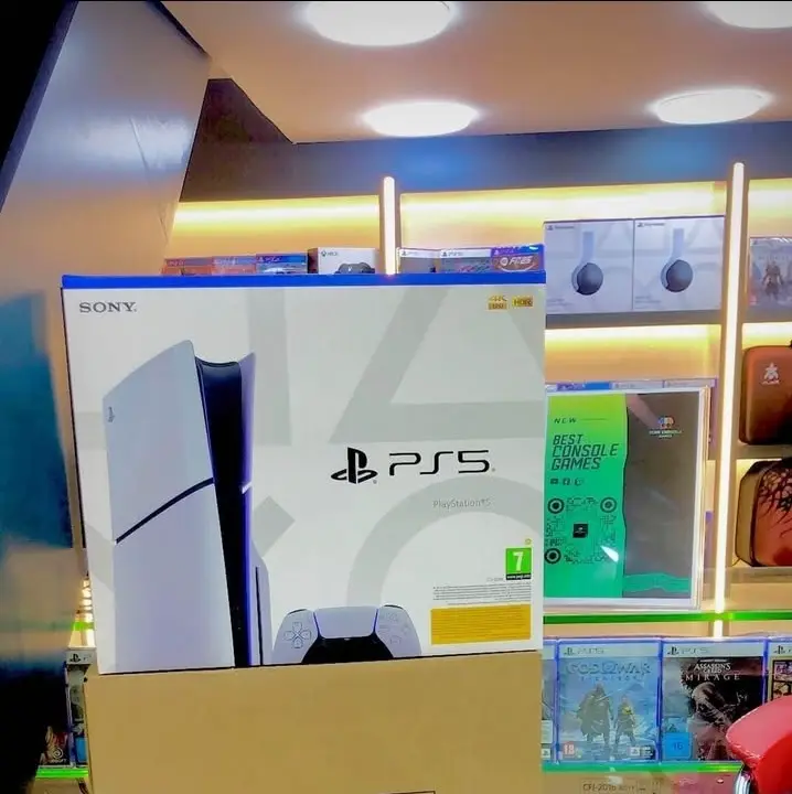 SALE. PS 5 and all accessories — photo 2