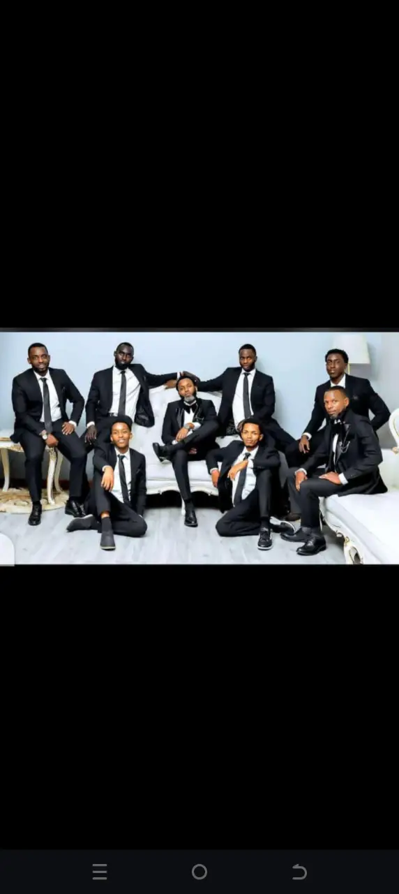 RENT. Suits — photo 2