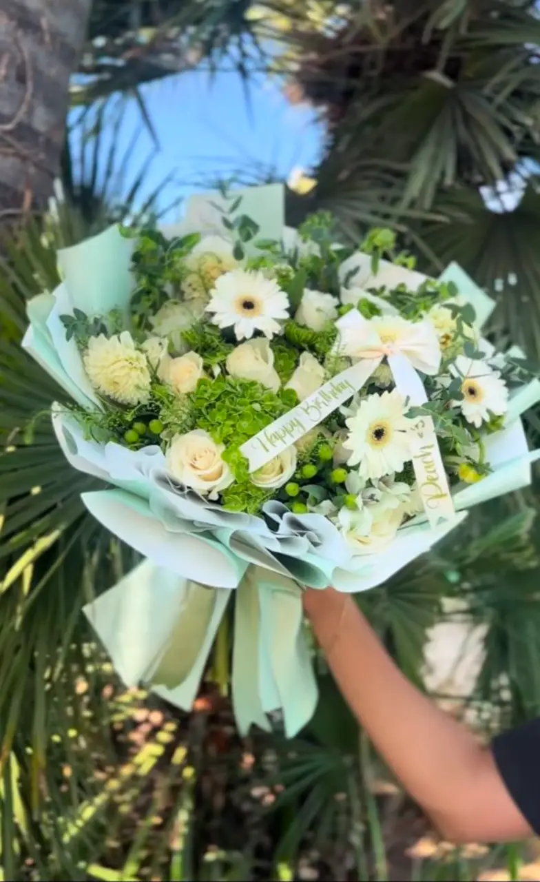 SALE. Flowers