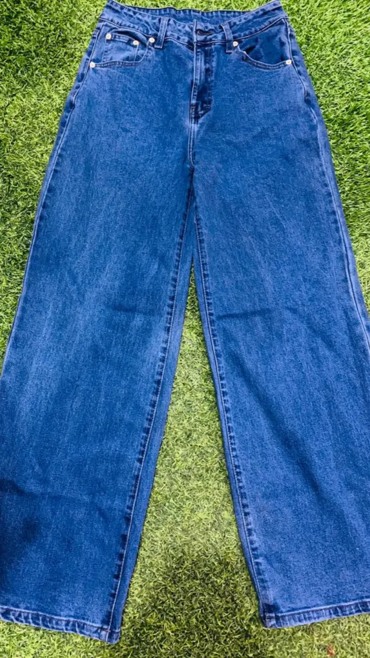 SALE. Women jeans