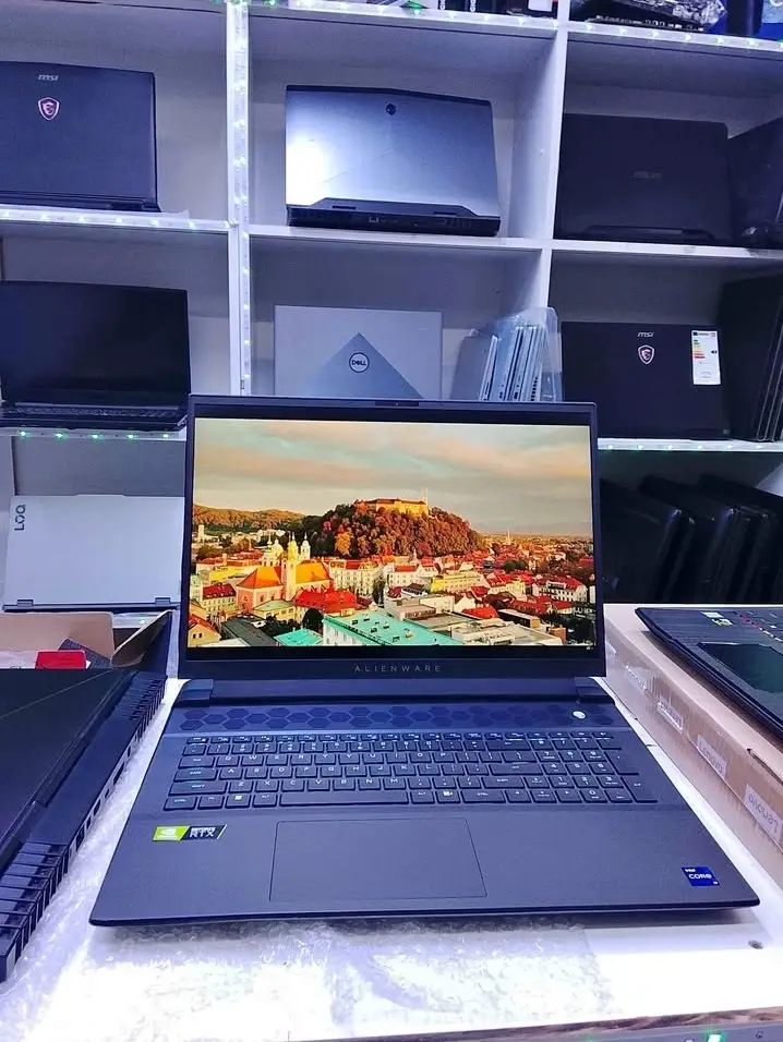 SALE. Dufite laptop nziza