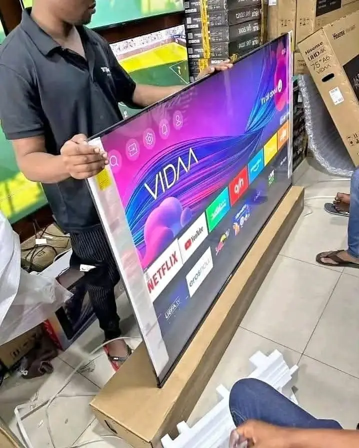 SALE. 4k tv — photo 2