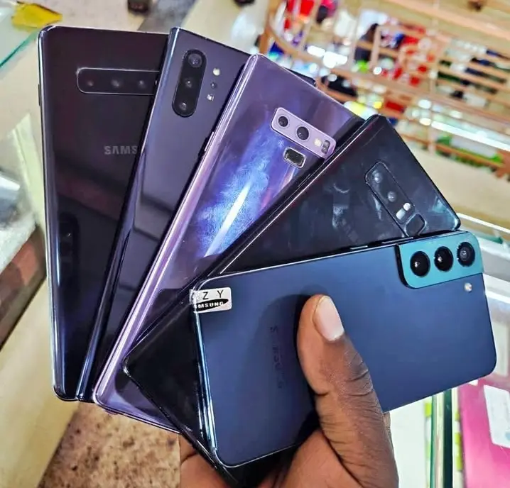 SALE. Smartphones