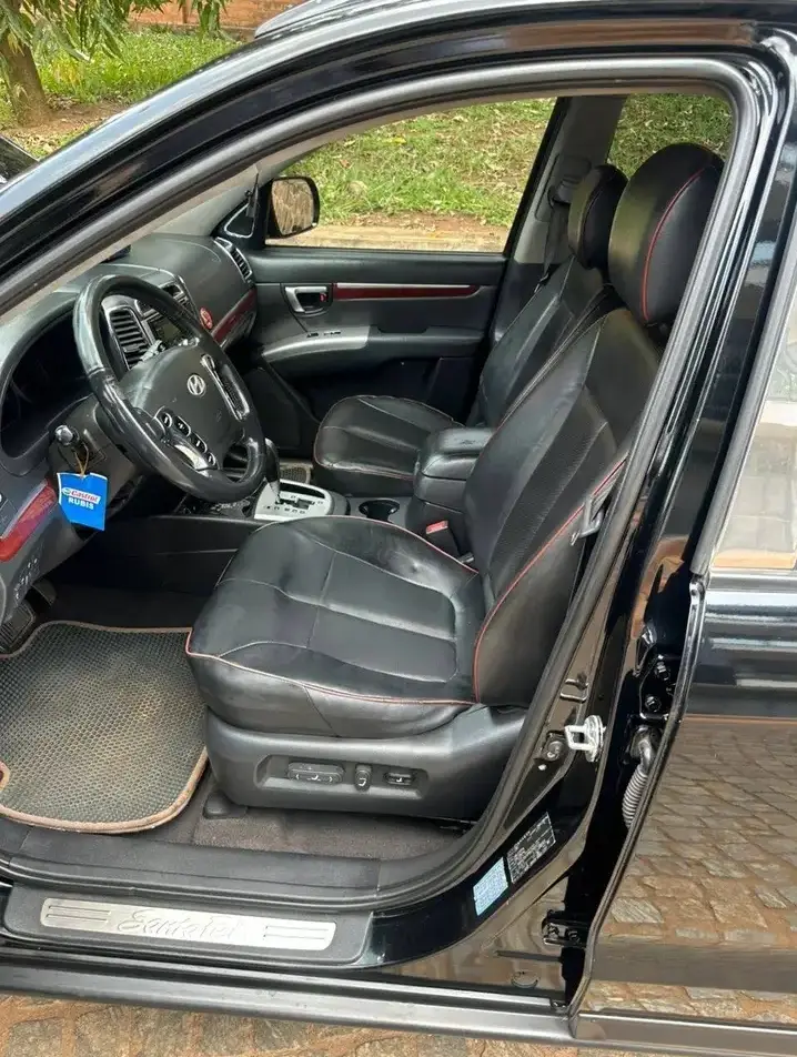 SALE. Hyundai santafe — photo 4
