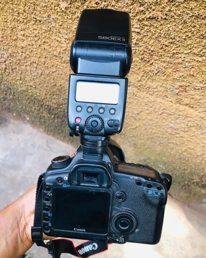 SALE. 5d — photo 2