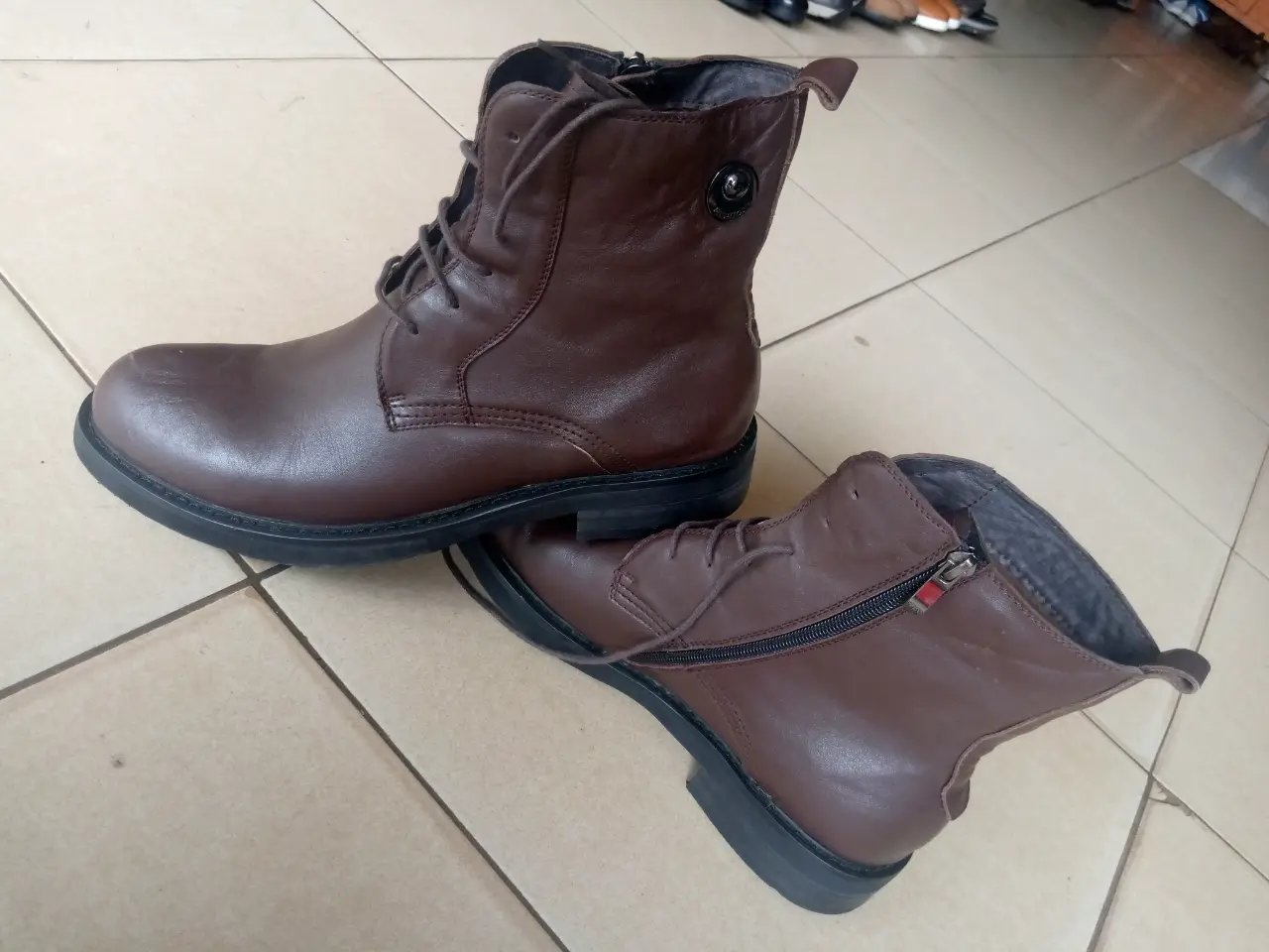 SALE. Dem bote original caguwa
