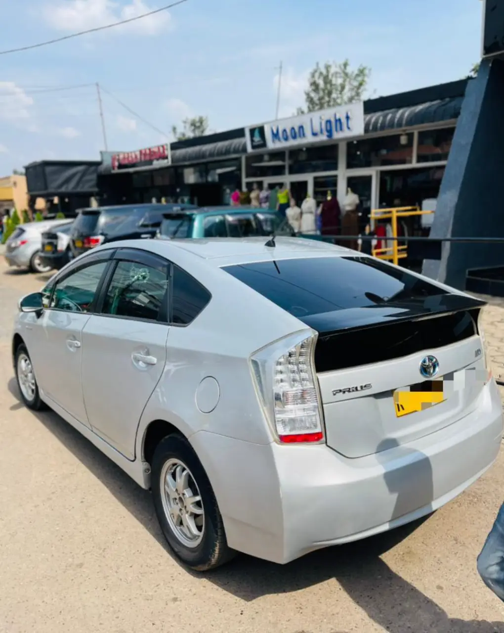RENT. Toyota Prius