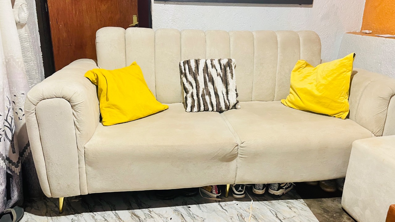 SALE. Sofa chair