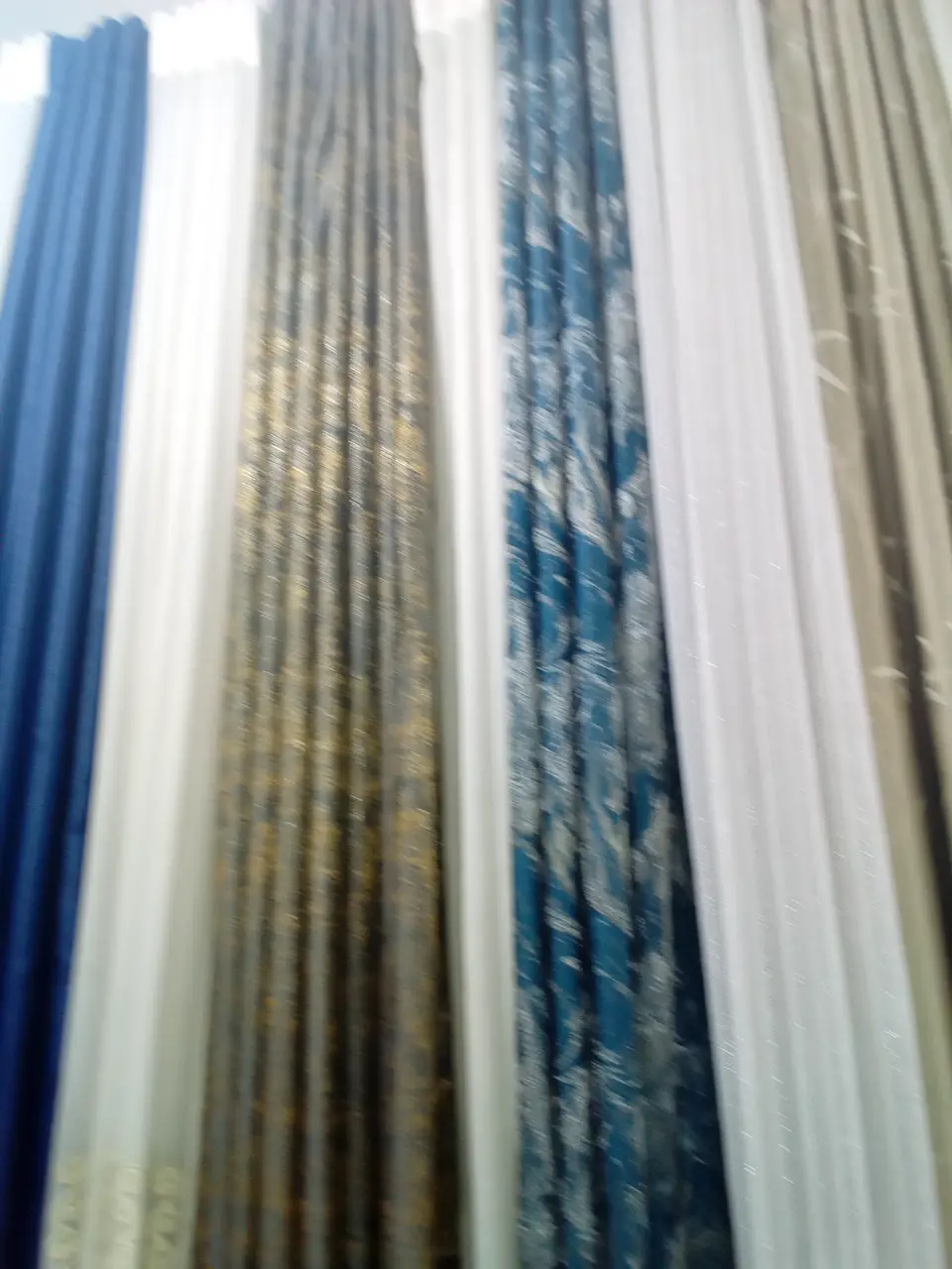 SALE. Amarido