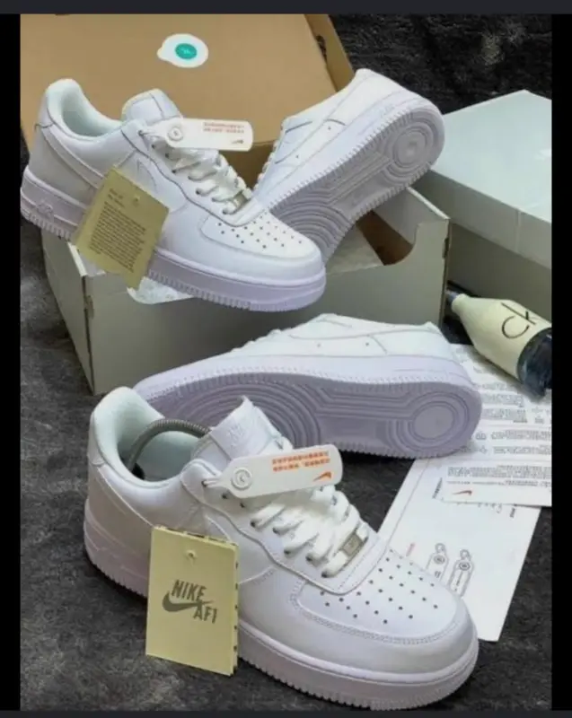 SALE. AIR FORCE 1