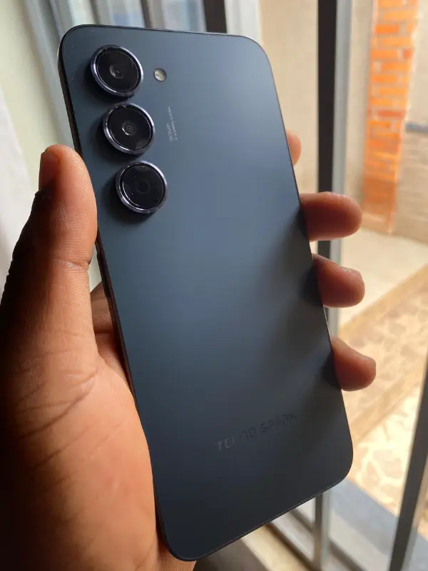 SALE. Tecno spark 40 pro for sale — photo 2